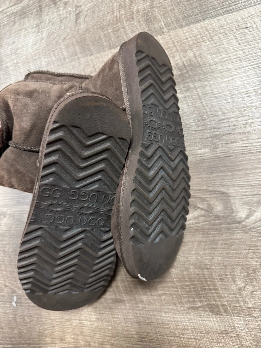 UGG Australia Brown Classic Short Boots Genuine Shearling Lining and Suede Upper